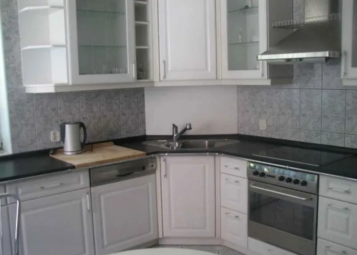 Aqua, Parkplatz Inklusive