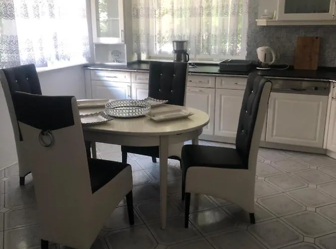 民宿 Aqua, Parkplatz Inklusive